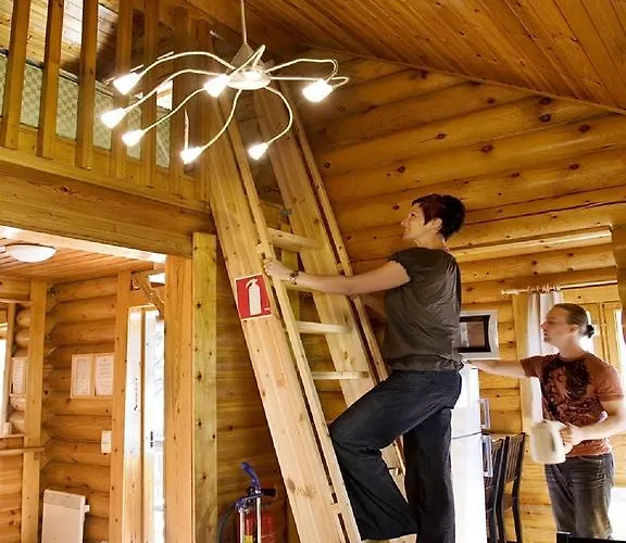 ラスティラ キャンピング 5* ヘルシンキ